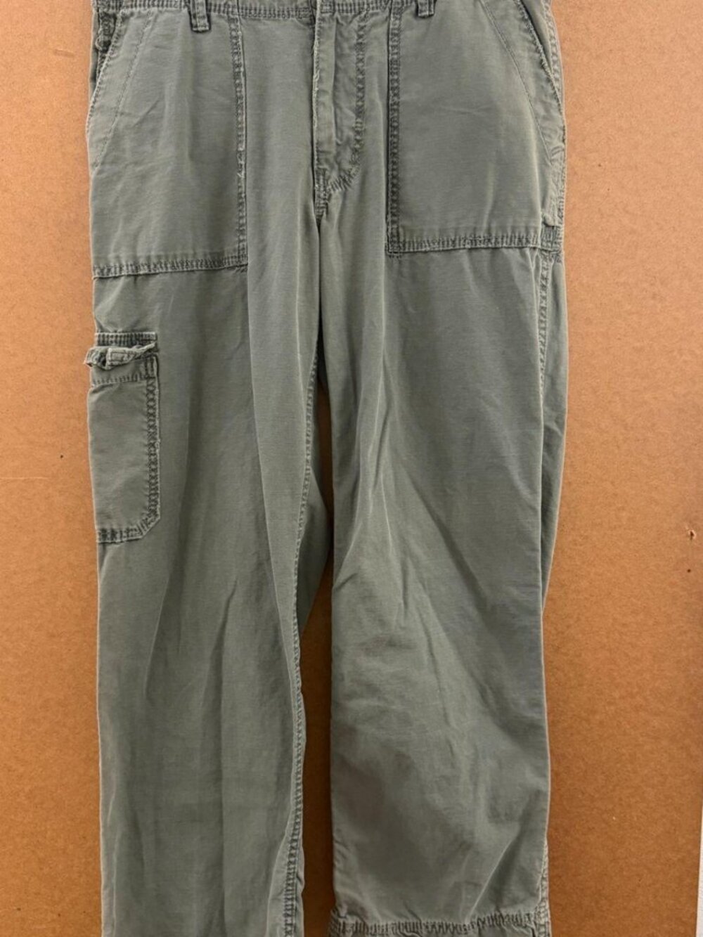 American Eagle Outfitters Men's Olive Green Cargo Pants